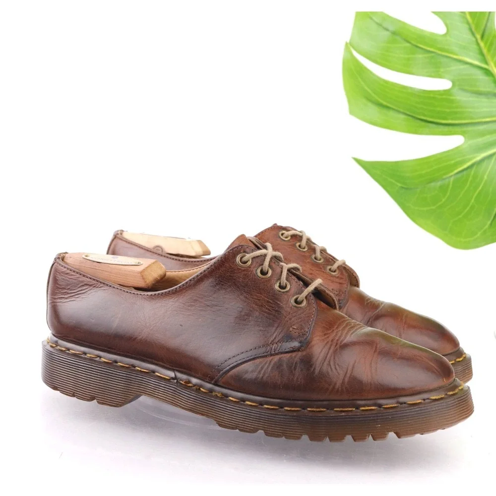 VTG Dr Martens England Mens 1561 Oxford Size 9 Brown Leather Plain Toe Shoe 4Eye